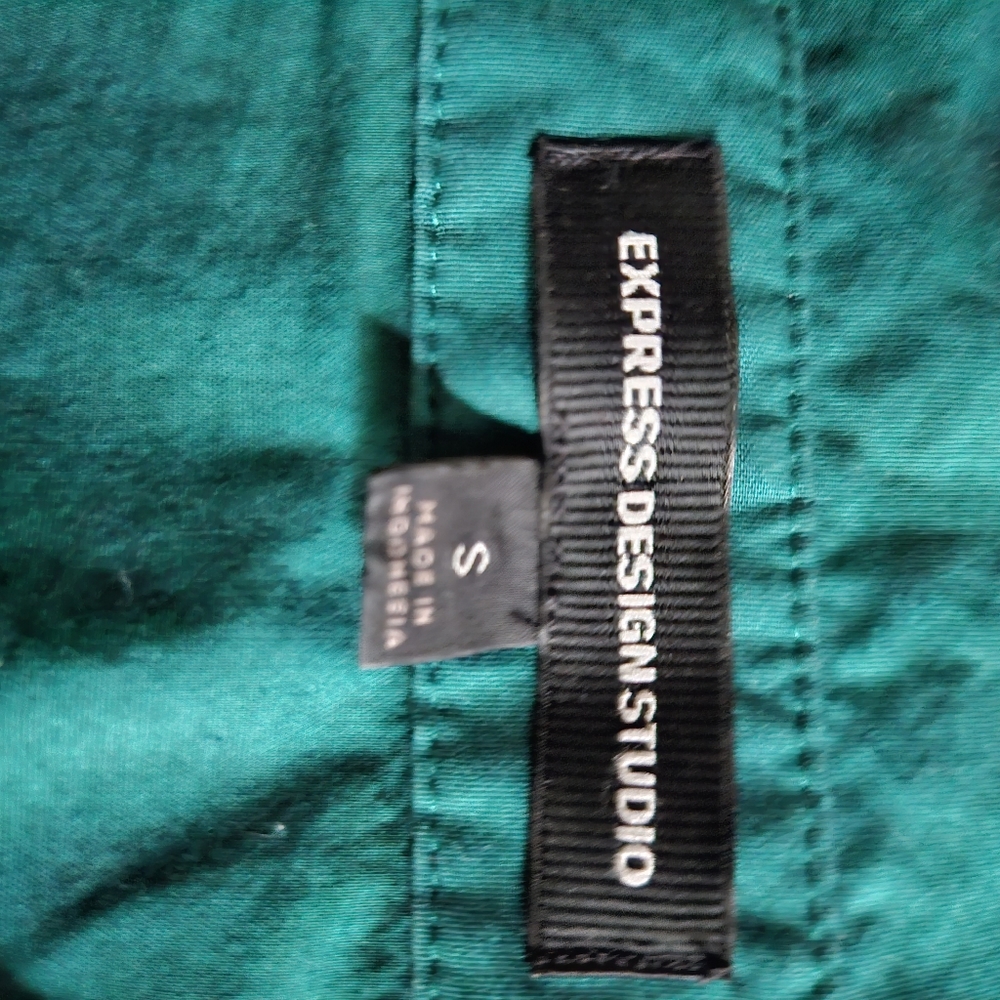 Express Shirt S - Picture 3 of 3
